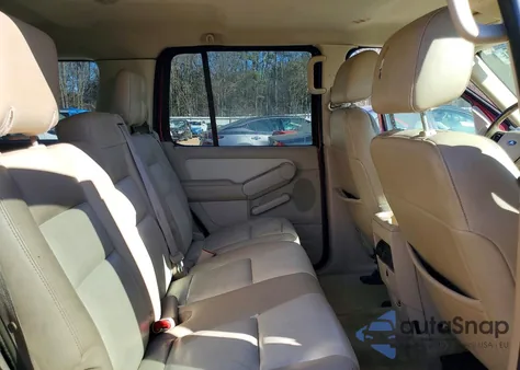 2006 Ford Explorer Eddie Bauer z USA, uszkodzony, nr VIN 1FMEU64E76UB21799